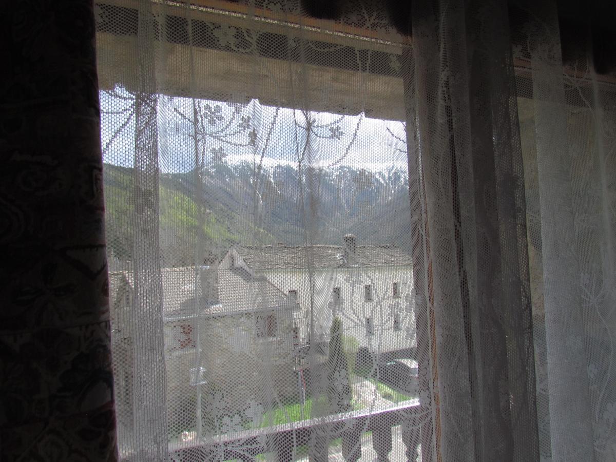 Hotel Las Nieves Linás de Broto المظهر الخارجي الصورة